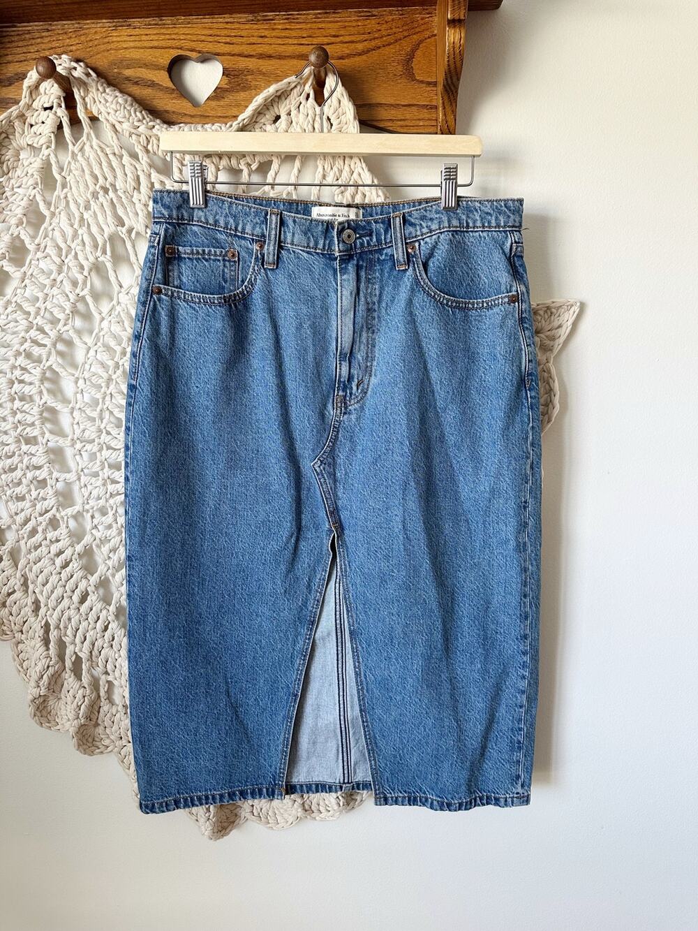 Abercrombie & Fitch High Rise Denim Front Slit Midi Skirt Size 12/31